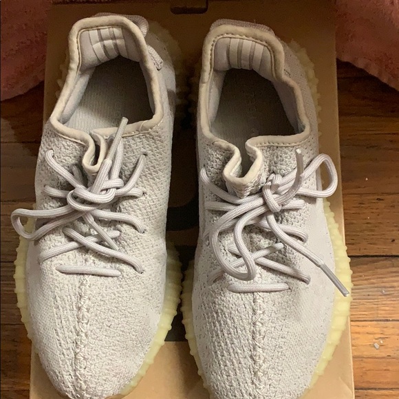 Yeezy Boost 350 V2 Sesame - Picture 4 of 7